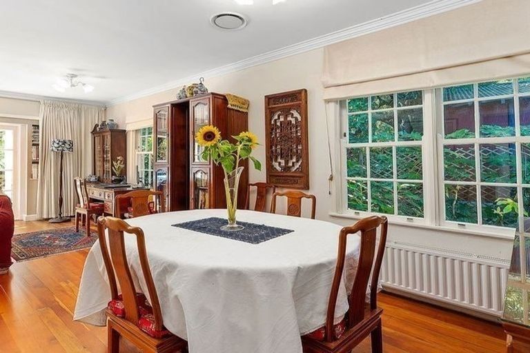 Photo of property in 60 Simla Crescent, Khandallah, Wellington, 6035