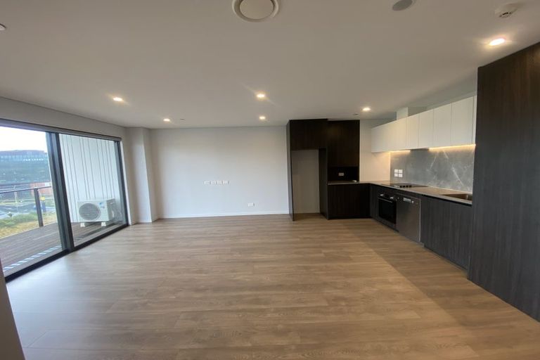 Photo of property in 502/3 Kaipiho Lane, Albany, Auckland, 0632