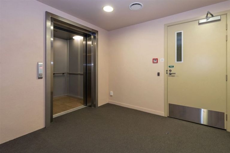 Photo of property in Royal Court Apartments, 1193unit Hinemoa Street, Rotorua, 3010