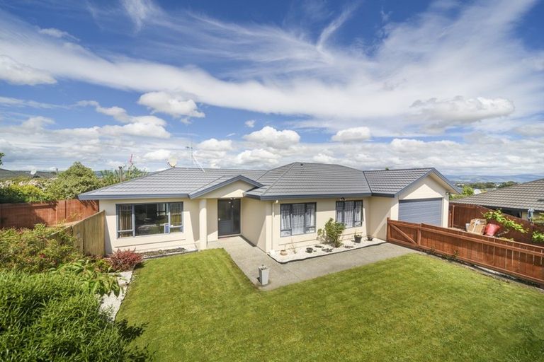 Photo of property in 12 Jordan Way, Kelvin Grove, Palmerston North, 4414