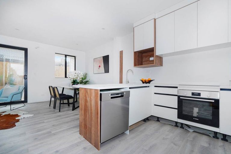 Photo of property in 6/37 Claude Road, Hillpark, Auckland, 2102