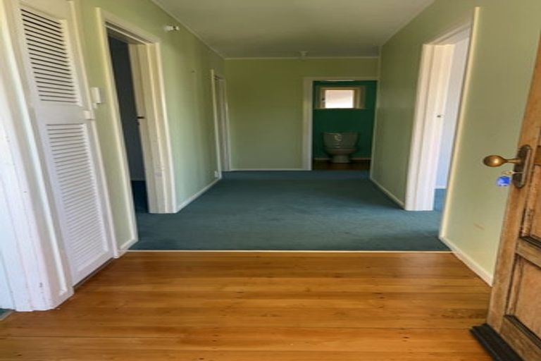 Photo of property in 30 Gilliam Street, New Lynn, Auckland, 0600