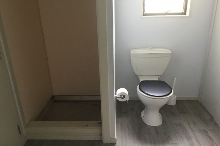 Photo of property in 100b Birkenhead Avenue, Birkenhead, Auckland, 0626