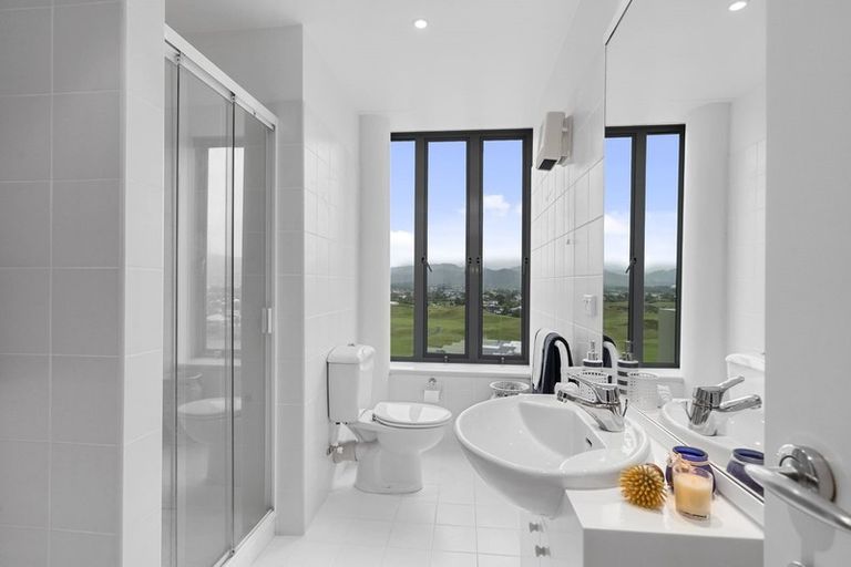 Photo of property in The Links, 378-382 Kapiti Road, Paraparaumu Beach, Paraparaumu, 5032