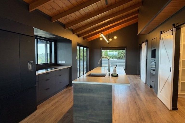 Photo of property in 2 Keam Way, Welcome Bay, Tauranga, 3112