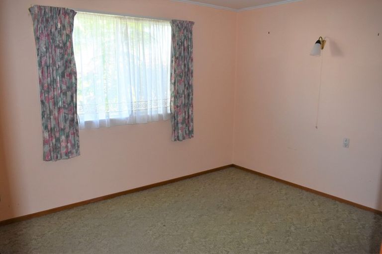Photo of property in 38 Te Rauparaha Street, Otaki, 5512