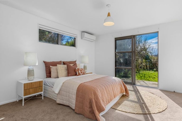 Photo of property in 132 Port Hills Road, Heathcote Valley, Christchurch, 8022