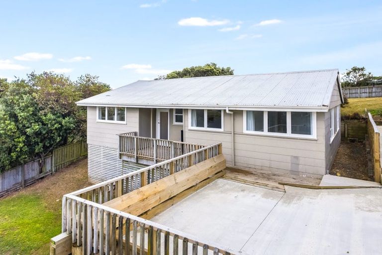 Photo of property in 25a Chaffey Crescent, Titahi Bay, Porirua, 5022