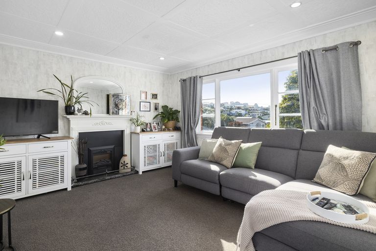 Photo of property in 98 Dunrobin Street, Waverley, Dunedin, 9013