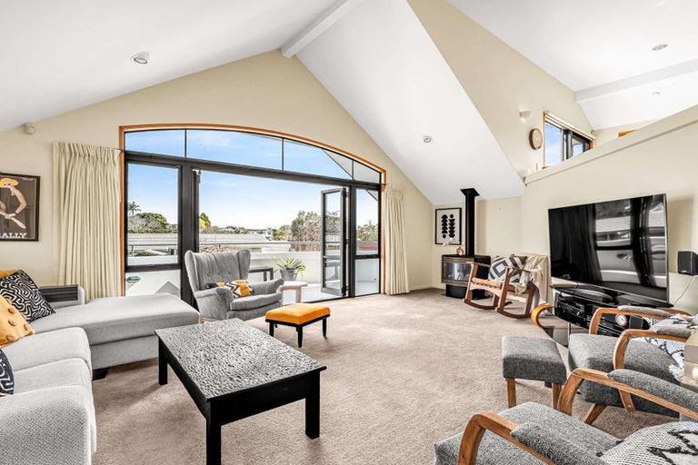 Photo of property in 2 Mahoe Street, Matua, Tauranga, 3110