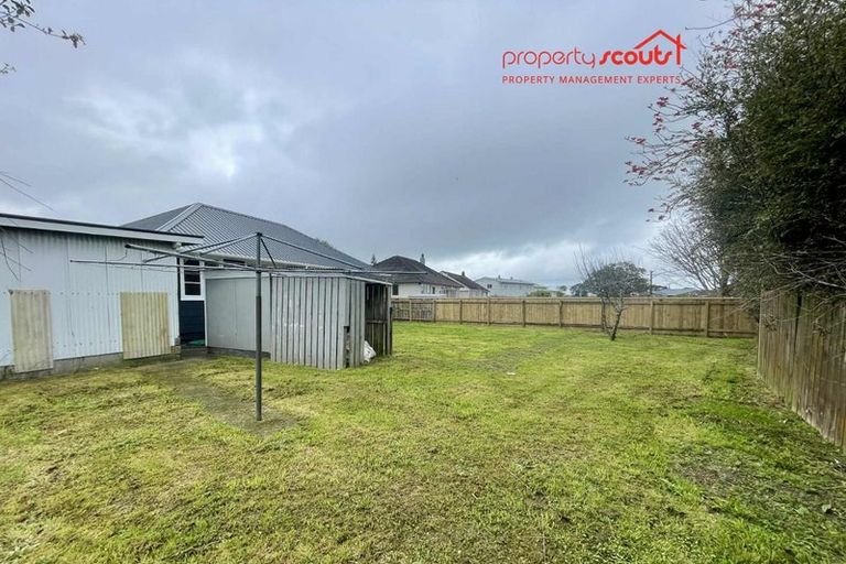 Photo of property in 21 Miro Street, Merrilands, New Plymouth, 4312
