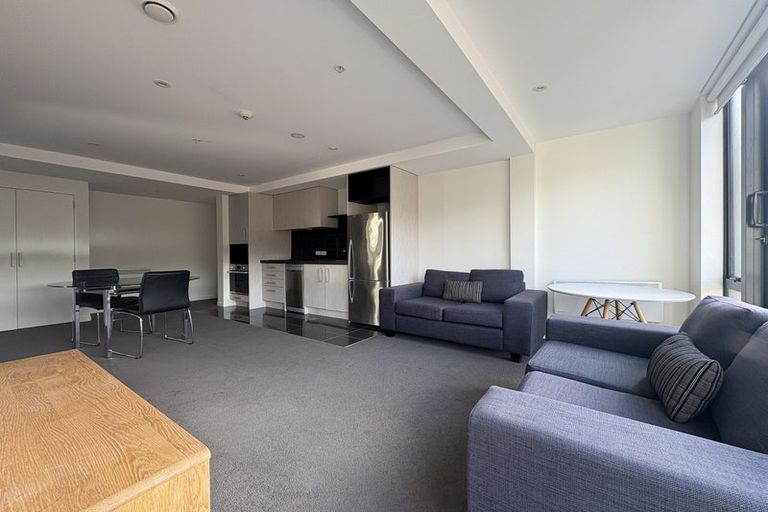 Photo of property in Nouvo Apartments, 3j/21 Rugby Street, Mount Cook, Wellington, 6021
