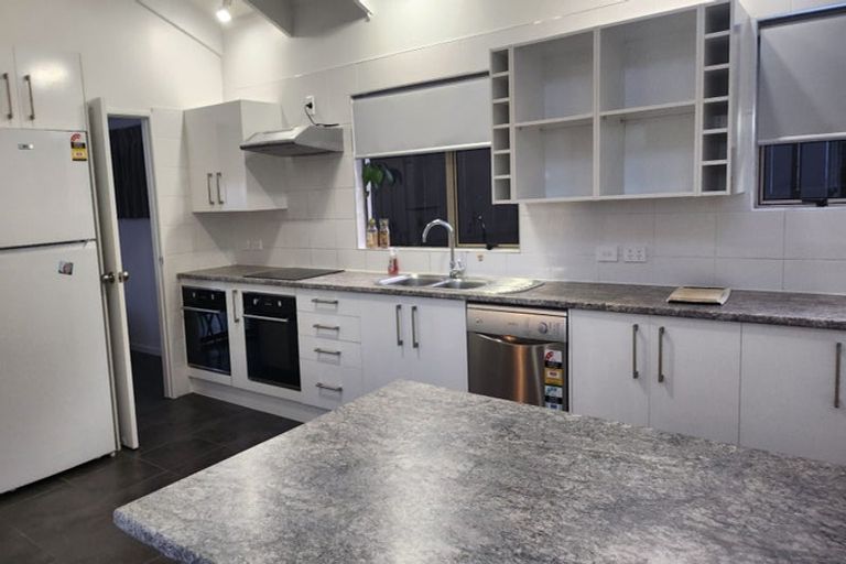 Photo of property in 162 Glamorgan Drive, Torbay, Auckland, 0630