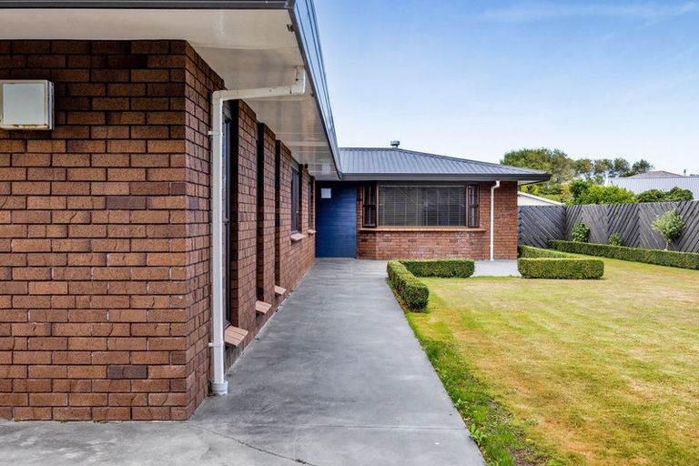 Photo of property in 74 Rata Street, Hawera, 4610