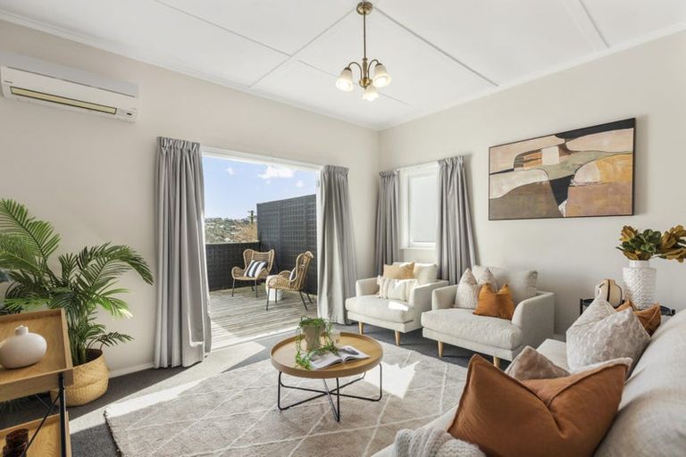 Photo of property in 4a Tarawera Road, Johnsonville, Wellington, 6037