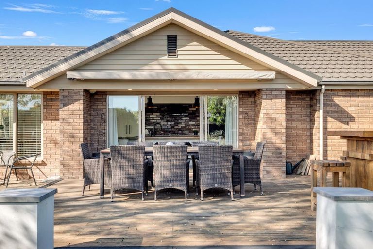 Photo of property in 16 Hemingway Place, Spencerville, Christchurch, 8083