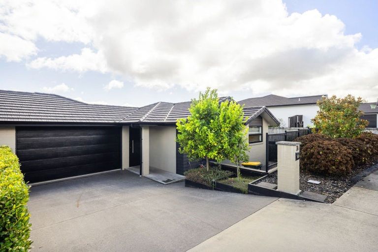 Photo of property in 3 Rose Berry Crescent, Flagstaff, Hamilton, 3210