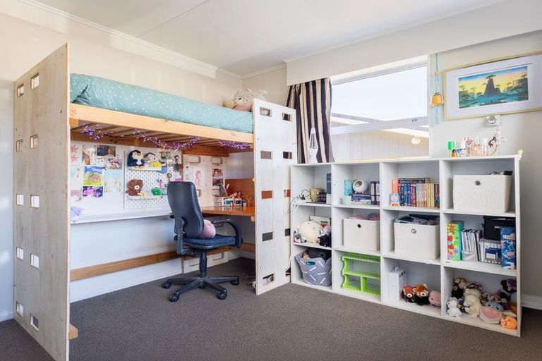 Photo of property in 49 Donovan Road, Paraparaumu Beach, Paraparaumu, 5032