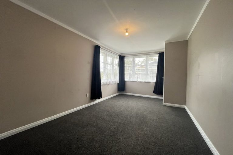 Photo of property in 33 Prouse Crescent, Naenae, Lower Hutt, 5011