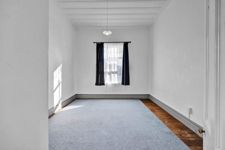 Photo of property in 176 Glover Road, Hawera, 4610