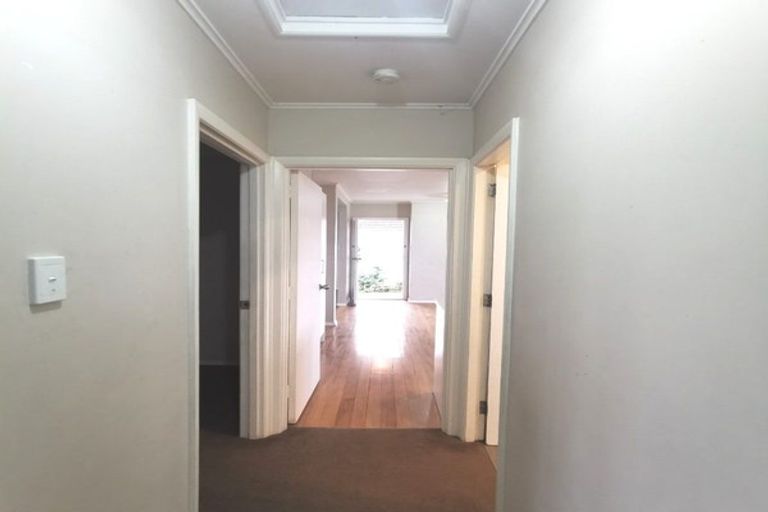 Photo of property in 19 Mcannalley Street, Manurewa East, Auckland, 2102