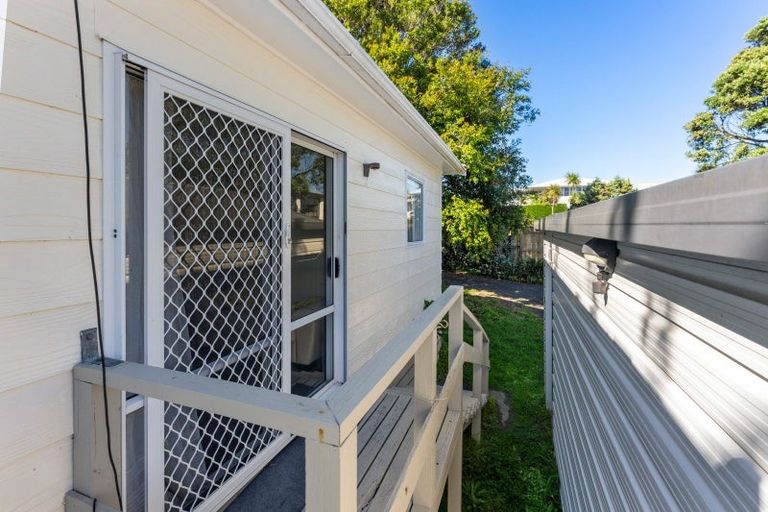 Photo of property in 32a Martin Road, Paraparaumu Beach, Paraparaumu, 5032