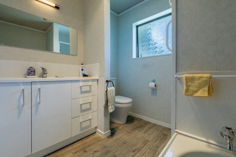 Photo of property in 11a Wellington Road, Waipukurau, 4200