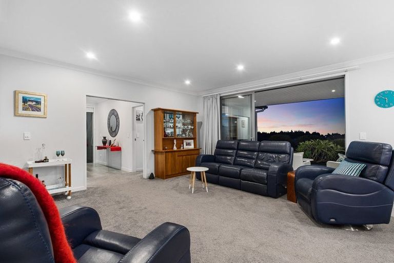 Photo of property in 9 Damien Place, Ohauiti, Tauranga, 3112