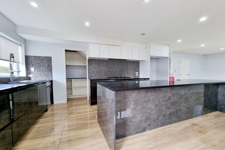 Photo of property in 46a Christmas Road, Manurewa, Auckland, 2102