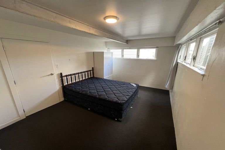 Photo of property in 239u2 Adelaide Road, Newtown, Wellington, 6021