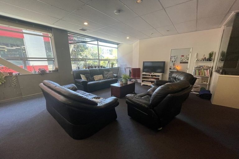 Photo of property in City Lodge Apartments, 204/115u Vivian Street, Te Aro, Wellington, 6011