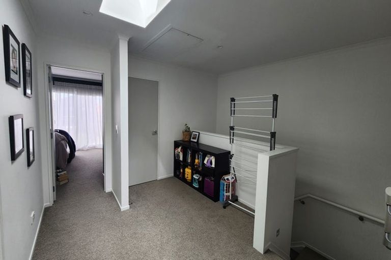 Photo of property in 5 Kanuka Road, Hobsonville, Auckland, 0616