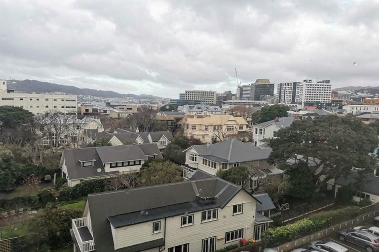 Photo of property in Hobson Court Flats, 55/70u Hobson Street, Thorndon, Wellington, 6011