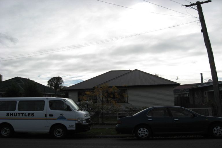 Photo of property in 166 Langdons Road, Northcote, Christchurch, 8052