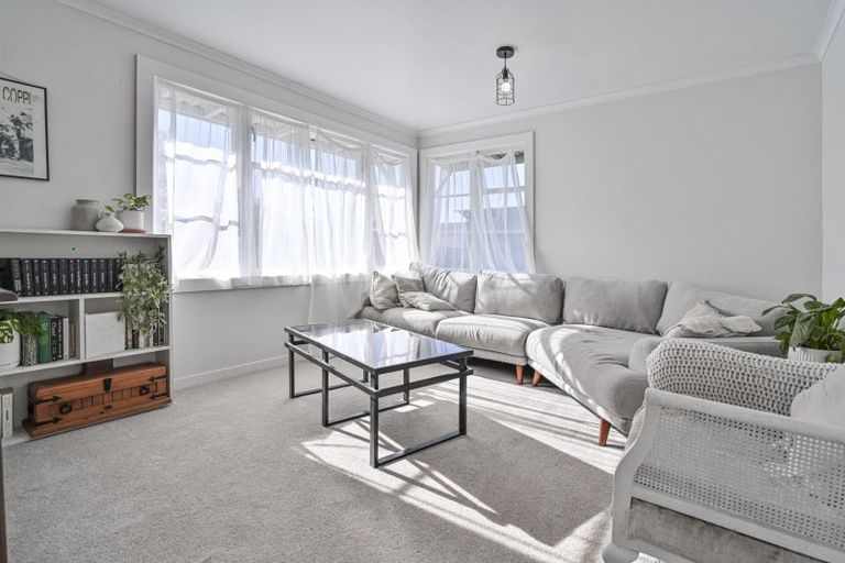 Photo of property in 14 Evenden Road, Tomoana, Hastings, 4120