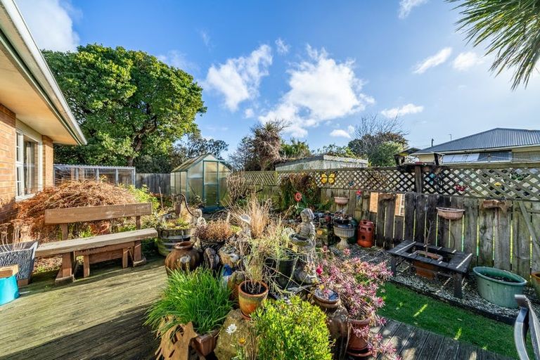 Photo of property in 37 Moa Street, Waikiwi, Invercargill, 9810