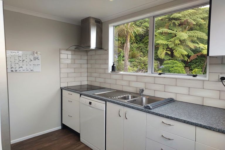 Photo of property in 24a Govind Grove, Ngaio, Wellington, 6035