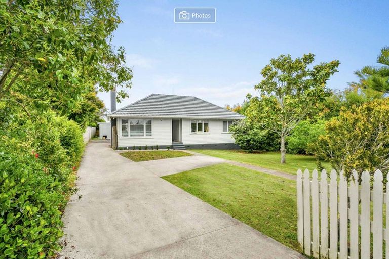 Photo of property in 95 Kervil Avenue, Te Atatu Peninsula, Auckland, 0610