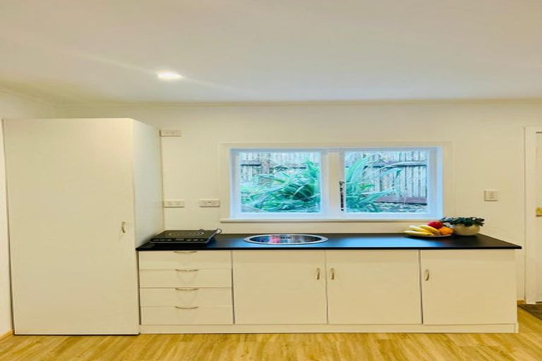 Photo of property in 20 Alexandra Road, Roseneath, Wellington, 6021