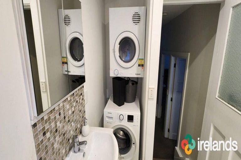 Photo of property in 2 Saint Vincent Terrace, Cashmere, Christchurch, 8022
