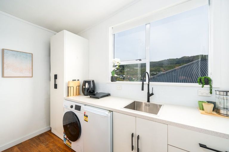 Photo of property in 53 Handyside Street, Tawa, Wellington, 5028