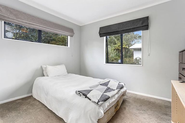 Photo of property in 46a Riserra Drive, Ranui, Auckland, 0612