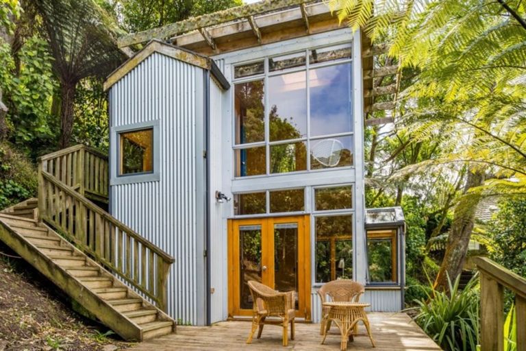 Photo of property in 17 Mairangi Road, Wadestown, Wellington, 6012