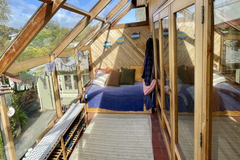 Photo of property in 73 Glen Road, Raumati South, Paraparaumu, 5032