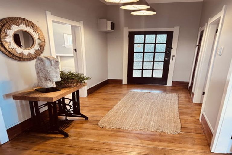 Photo of property in 27a Goldsmith Road, Hospital Hill, Napier, 4110