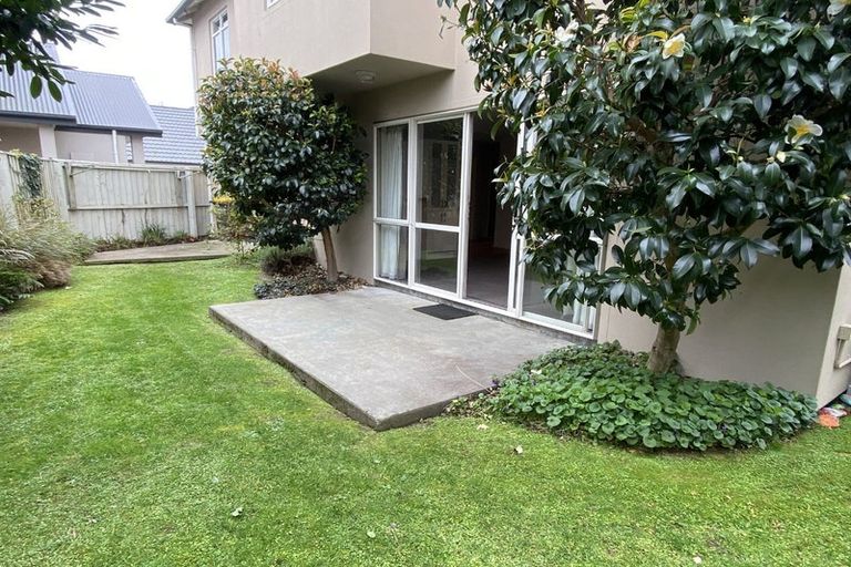Photo of property in 35 Parade Court, Addington, Christchurch, 8024