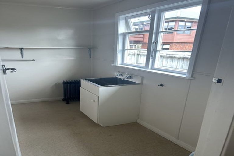 Photo of property in 14 Salisbury Avenue, Terrace End, Palmerston North, 4410