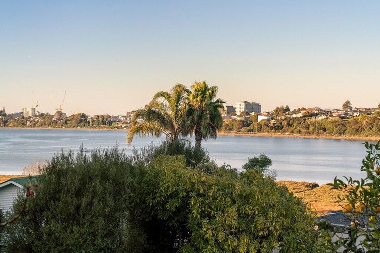 Photo of property in 52 Churchill Road, Judea, Tauranga, 3110