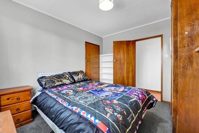 Photo of property in 37 Reid Avenue, Hawera, 4610