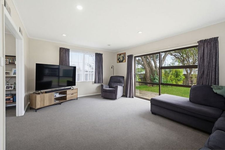 Photo of property in 41 Percival Road, Paraparaumu Beach, Paraparaumu, 5032